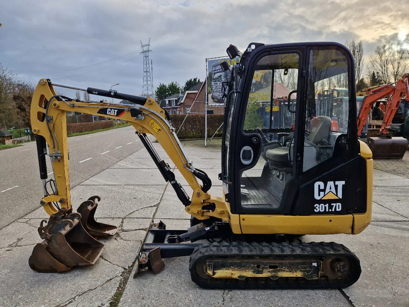 Mini excavator Caterpillar 301.7D with low hours!: picture 18