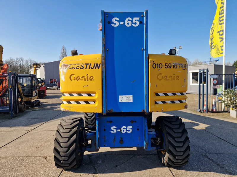 Genie S65 4X4 - Telescopic boom: picture 5 Genie S65 4X4 - Telescopic boom: picture 5