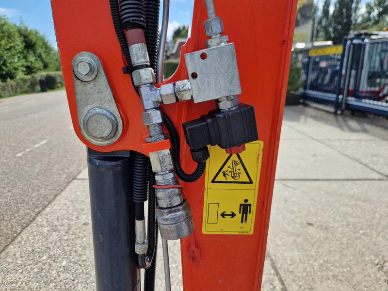 Leasing of Kubota KX019-4 met 1990 uur Kubota KX019-4 met 1990 uur: picture 13