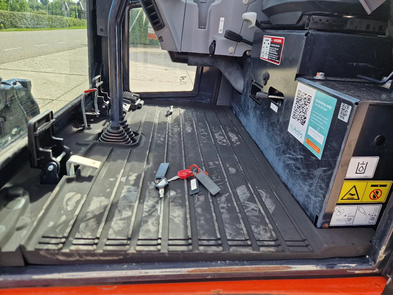 Leasing of Kubota KX019-4 met 1990 uur Kubota KX019-4 met 1990 uur: picture 7