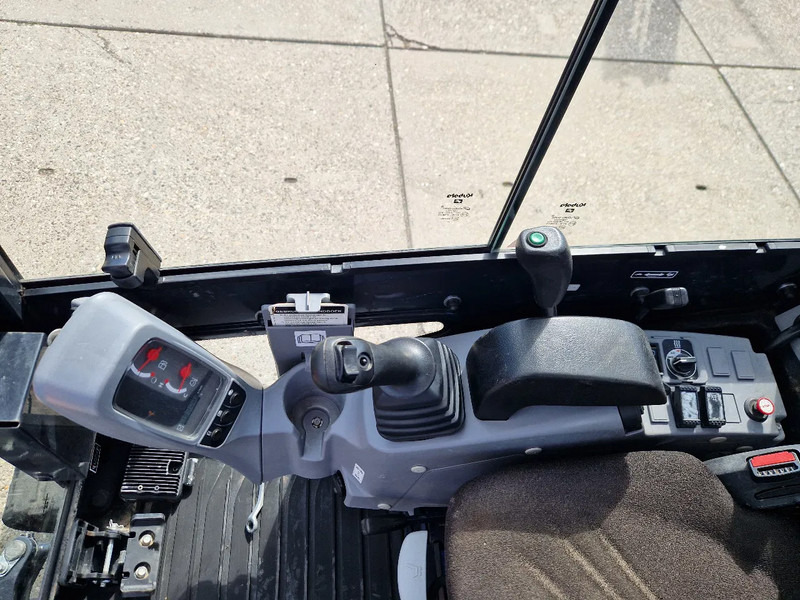 Leasing of Kubota KX019-4 met 1990 uur Kubota KX019-4 met 1990 uur: picture 10