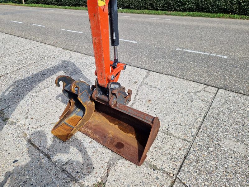 Leasing of Kubota KX019-4 met 1990 uur Kubota KX019-4 met 1990 uur: picture 15