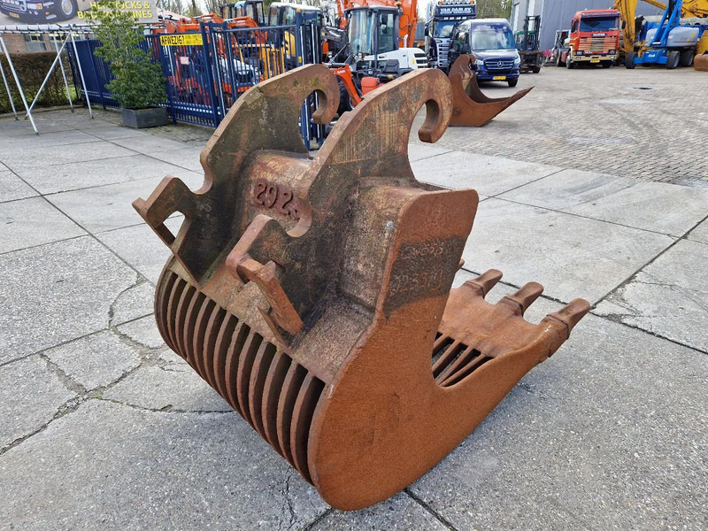 Onbekend puinbak CW55S met zeer nette tanden - Bucket for Construction machinery: picture 3 Onbekend puinbak CW55S met zeer nette tanden - Bucket for Construction machinery: picture 3
