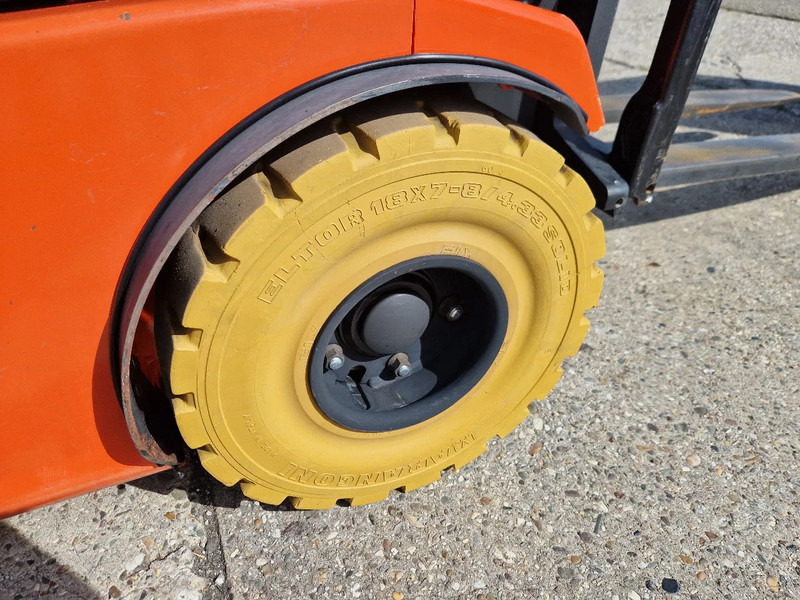 Electric forklift Toyota 1500 kg. elektrisch hefhoogte 5.00m.: picture 12 Electric forklift Toyota 1500 kg. elektrisch hefhoogte 5.00m.: picture 12