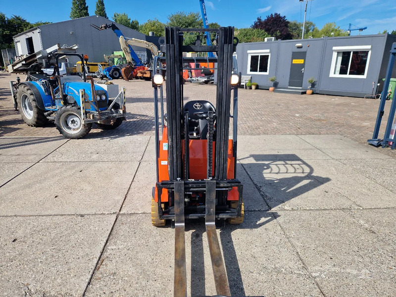 Electric forklift Toyota 1500 kg. elektrisch hefhoogte 5.00m.: picture 15 Electric forklift Toyota 1500 kg. elektrisch hefhoogte 5.00m.: picture 15