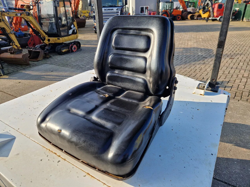 Yale 4.5 ton elektrisch triplomast - Electric forklift: picture 5 Yale 4.5 ton elektrisch triplomast - Electric forklift: picture 5