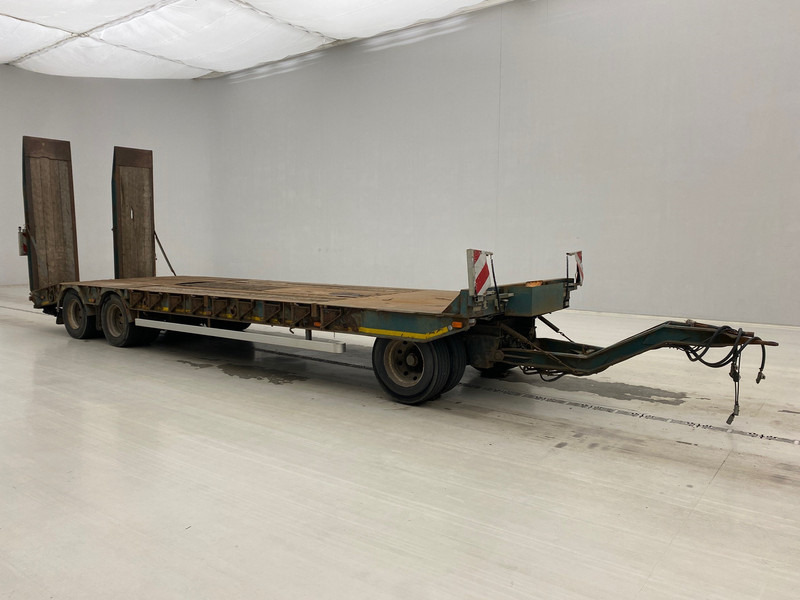 ATM Low bed trailer - Low loader trailer: picture 2 ATM Low bed trailer - Low loader trailer: picture 2
