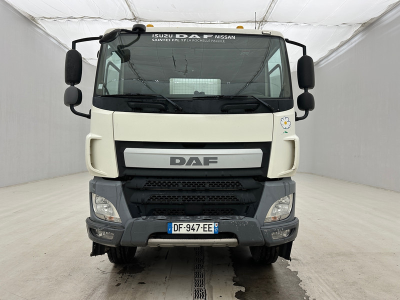 DAF CF 440 - 8x4 - Dropside/ Flatbed truck, Crane truck: picture 2 DAF CF 440 - 8x4 - Dropside/ Flatbed truck, Crane truck: picture 2