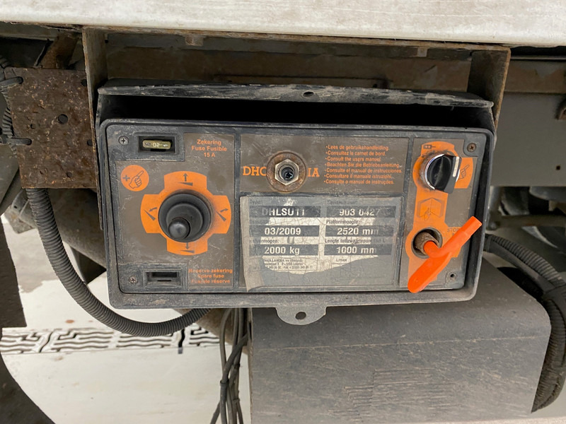 DAF CF75.250 - damaged engine - Box truck: picture 4 DAF CF75.250 - damaged engine - Box truck: picture 4