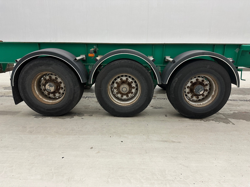 Container transporter/ Swap body semi-trailer Fruehauf 4x Skelet 2 x 20-40 ft: picture 11