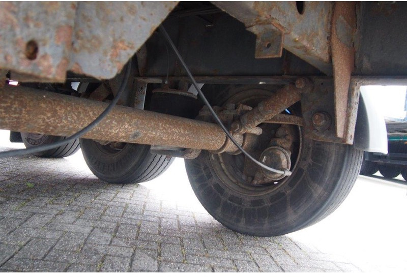 Fruehauf Tautliner - Curtainsider semi-trailer: picture 5 Fruehauf Tautliner - Curtainsider semi-trailer: picture 5