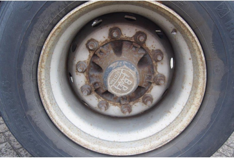 Container transporter/ Swap body semi-trailer Krone Polyvalent skelet 20-30-40-45 ft: picture 10 Container transporter/ Swap body semi-trailer Krone Polyvalent skelet 20-30-40-45 ft: picture 10