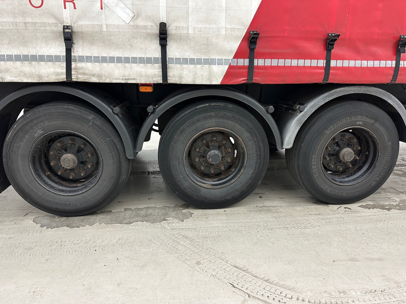 LAG Tautliner - Curtainsider semi-trailer: picture 4 LAG Tautliner - Curtainsider semi-trailer: picture 4