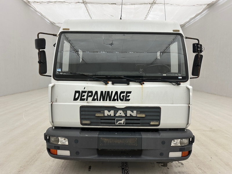 MAN L2000 - Autotransporter truck: picture 2 MAN L2000 - Autotransporter truck: picture 2