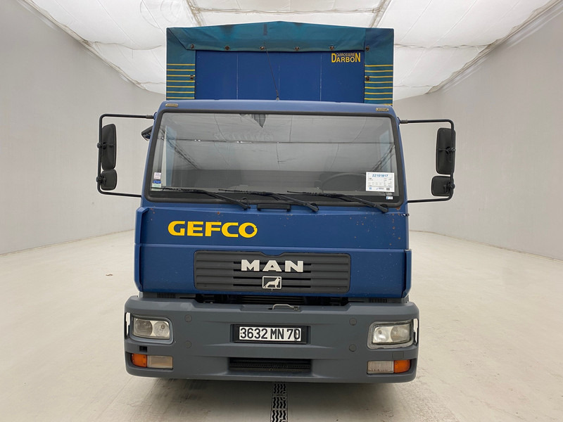 MAN LE 14.220* - Curtainsider truck: picture 2 MAN LE 14.220* - Curtainsider truck: picture 2
