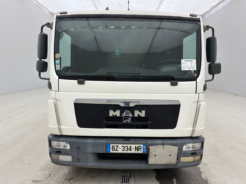 MAN TGL 10.180 - Tank truck: picture 2 MAN TGL 10.180 - Tank truck: picture 2