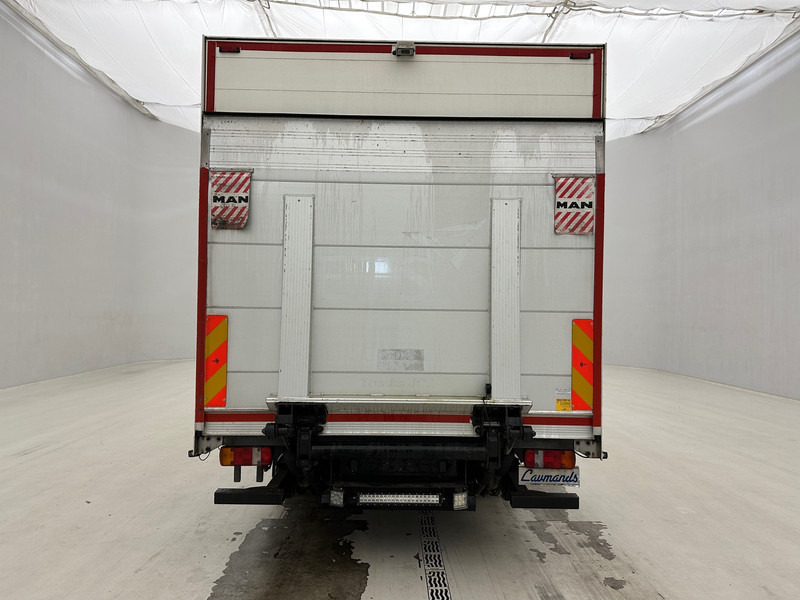 MAN TGL 12.220 - Box truck: picture 5 MAN TGL 12.220 - Box truck: picture 5
