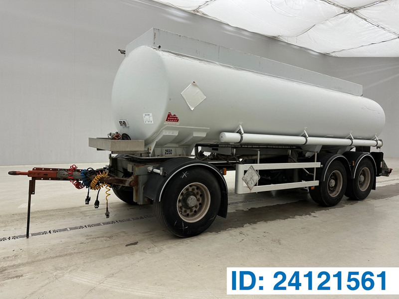 Magyar Aluminium tank 19570 L - Tank trailer: picture 1 Magyar Aluminium tank 19570 L - Tank trailer: picture 1
