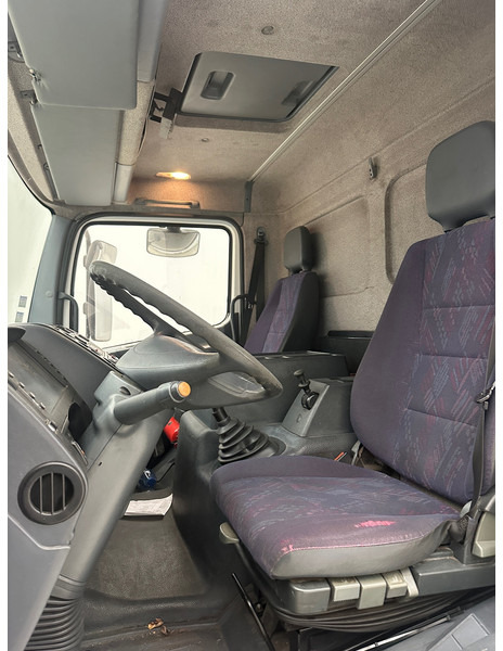 Refrigerator truck Mercedes-Benz Atego 1218: picture 12