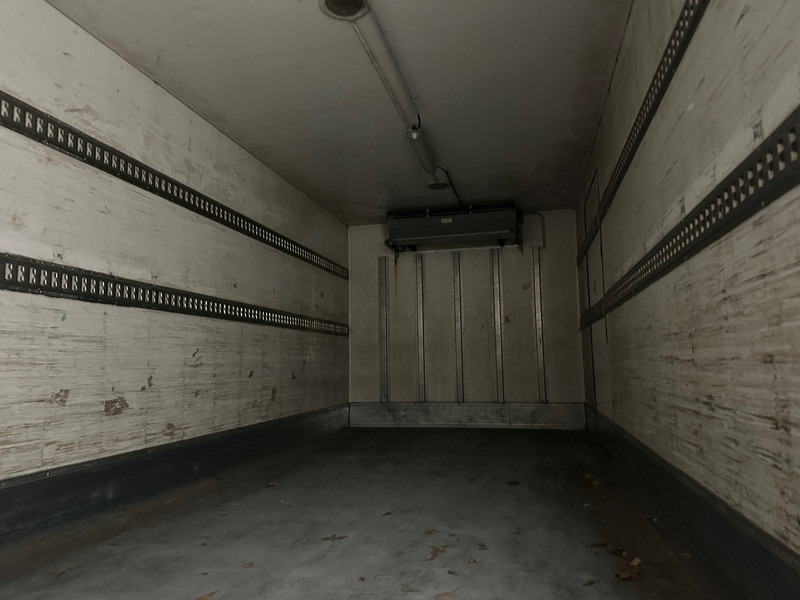 Refrigerator truck Mercedes-Benz Atego 1218: picture 6