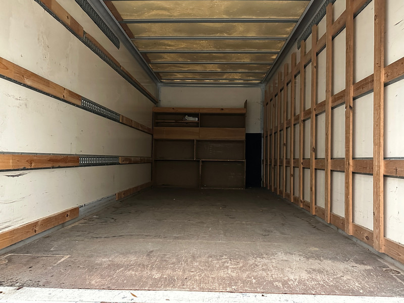 Mercedes-Benz Atego 816 - Box truck: picture 5 Mercedes-Benz Atego 816 - Box truck: picture 5