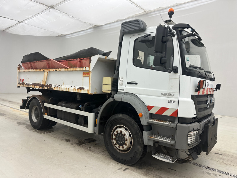 Mercedes-Benz Axor 1833 - Tipper: picture 3 Mercedes-Benz Axor 1833 - Tipper: picture 3