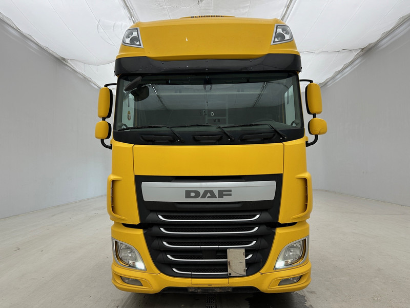DAF XF 510 Super Space Cab - Tractor unit: picture 2 DAF XF 510 Super Space Cab - Tractor unit: picture 2