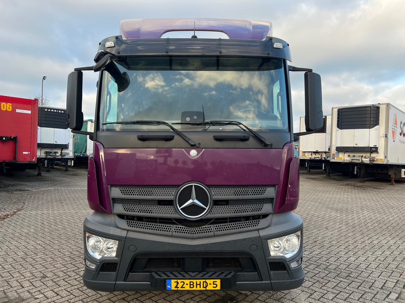 Mercedes-Benz Antos 1836 - Tractor unit: picture 2 Mercedes-Benz Antos 1836 - Tractor unit: picture 2