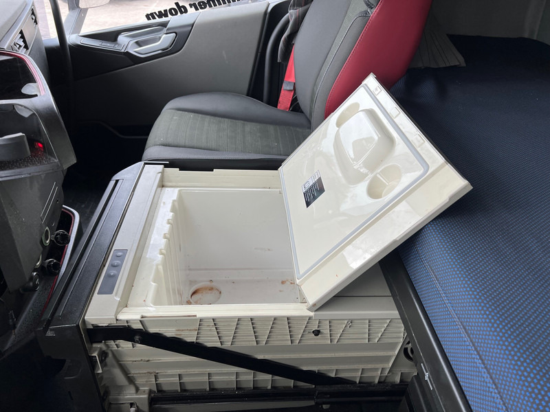 Tractor unit Volvo FH13.420 Globetrotter - ADR: picture 9