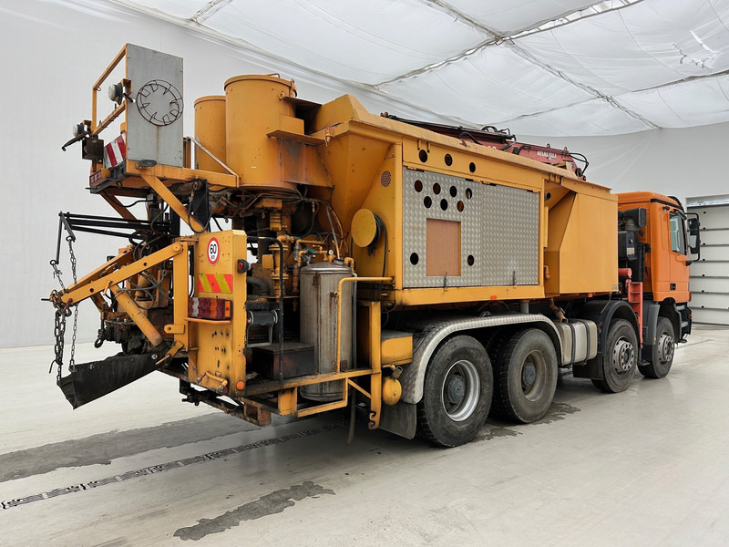 Mercedes-Benz Actros 3235 - 8x4 - Truck, Crane truck: picture 4 Mercedes-Benz Actros 3235 - 8x4 - Truck, Crane truck: picture 4