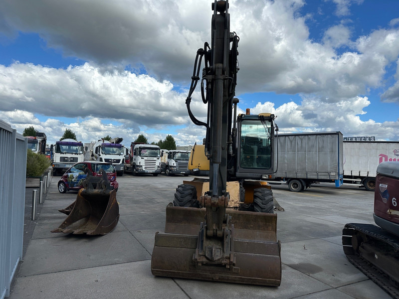 Volvo EW140 - Wheel excavator: picture 2 Volvo EW140 - Wheel excavator: picture 2