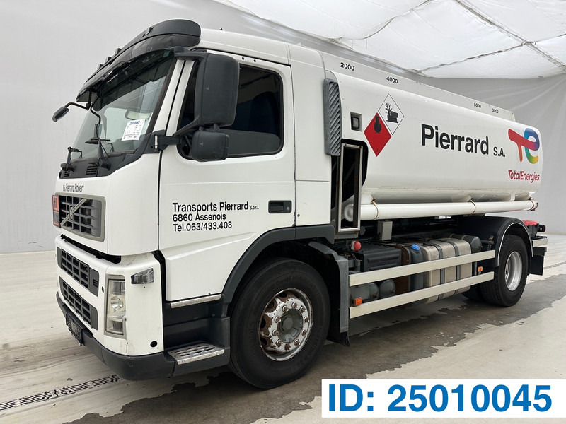 Volvo FM400 - Tank truck: picture 1 Volvo FM400 - Tank truck: picture 1