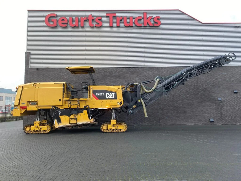 Caterpillar PM622 CRAWLER PROFILER/ASFALTFREESMACHINE/ASPHALTFRÄSEN-MASCHINE - Asphalt machine: picture 5 Caterpillar PM622 CRAWLER PROFILER/ASFALTFREESMACHINE/ASPHALTFRÄSEN-MASCHINE - Asphalt machine: picture 5