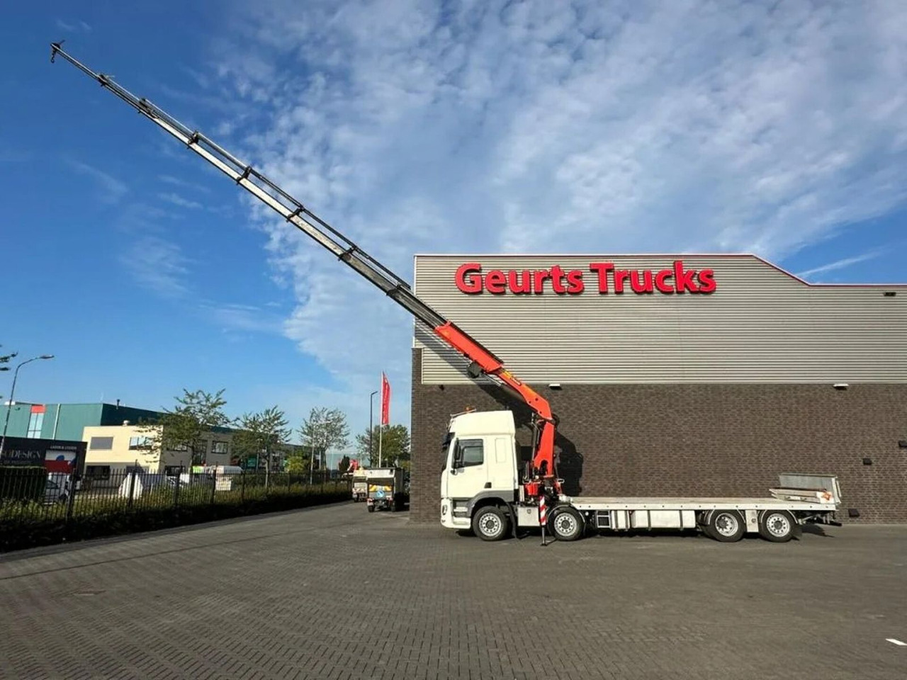 DAF CF 450 8X2 OPRIJWAGEN/MACHINE TRANSPORTER + PALF - Crane truck: picture 5 DAF CF 450 8X2 OPRIJWAGEN/MACHINE TRANSPORTER + PALF - Crane truck: picture 5