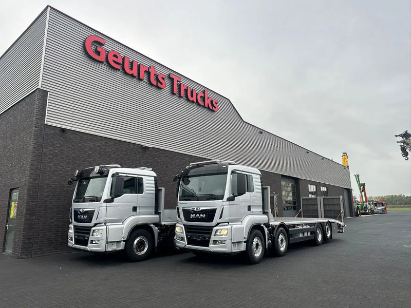 MAN TGS 35.470 8X2 OPRIJWAGEN/MACHINE TRANSPORTER/PLATEAU/ - Autotransporter truck: picture 2 MAN TGS 35.470 8X2 OPRIJWAGEN/MACHINE TRANSPORTER/PLATEAU/ - Autotransporter truck: picture 2