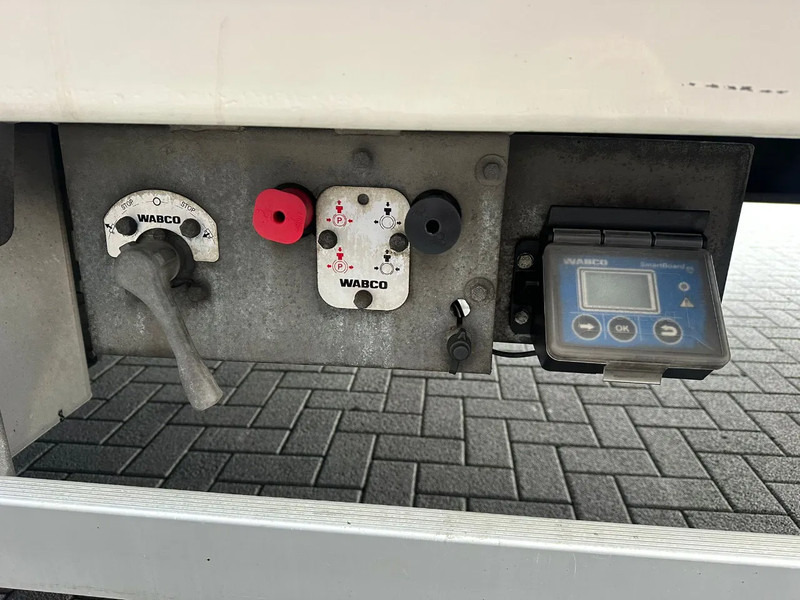 Low loader semi-trailer Noyens 2 ASSER SEMIE HYDRAULISCH GESTUURD: picture 15