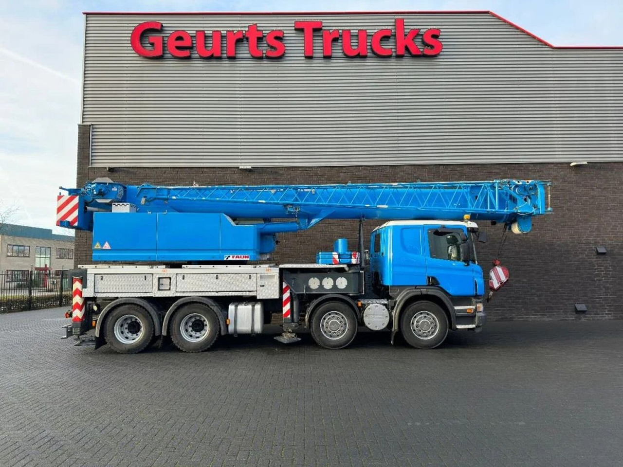 Scania P420 8X4 + FAUN HK 40 + JIB KRAAN/KRAN/CRANE/GRU - Crane truck: picture 4 Scania P420 8X4 + FAUN HK 40 + JIB KRAAN/KRAN/CRANE/GRU - Crane truck: picture 4