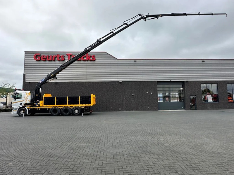 Scania R530 V8 NGS 8X4 TRIDEM MET HYVA 2Z KIPPER + HMF 5020-K6 + JIB FJ1000-K5 KRAAN/KRAN/CRANE/GRUA - Crane truck: picture 2 Scania R530 V8 NGS 8X4 TRIDEM MET HYVA 2Z KIPPER + HMF 5020-K6 + JIB FJ1000-K5 KRAAN/KRAN/CRANE/GRUA - Crane truck: picture 2