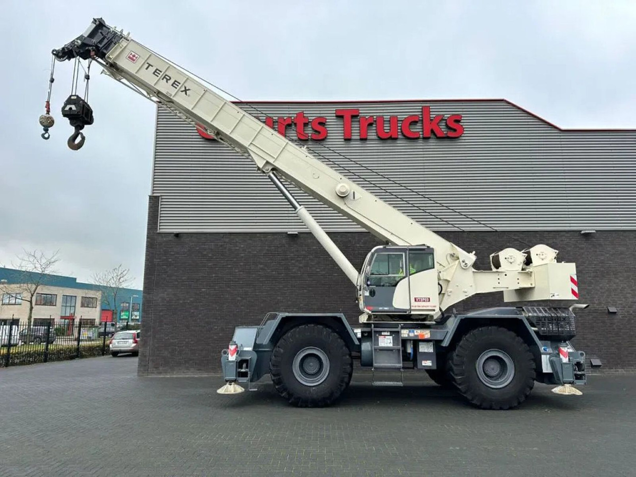 Terex RT780 ROUGH TERRAIN CRANE + JIB - Tower crane: picture 1 Terex RT780 ROUGH TERRAIN CRANE + JIB - Tower crane: picture 1