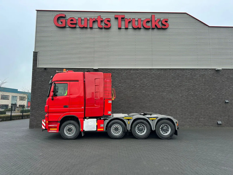 Mercedes-Benz Actros 4165 V8 8X4 SLT TITAN HEAVY DUTY TRACTOR / SCHWERLAST SATTELZUGMASCHINE 250 TON - Tractor unit: picture 1 Mercedes-Benz Actros 4165 V8 8X4 SLT TITAN HEAVY DUTY TRACTOR / SCHWERLAST SATTELZUGMASCHINE 250 TON - Tractor unit: picture 1