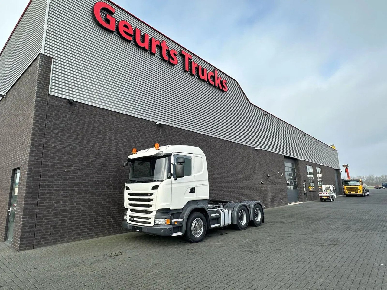 Scania R490 LA 6X4MNA TREKKER/SZM/TRACTOR - Tractor unit: picture 2 Scania R490 LA 6X4MNA TREKKER/SZM/TRACTOR - Tractor unit: picture 2