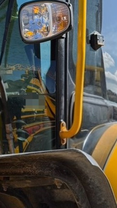 Backhoe loader JCB 4CX: picture 10