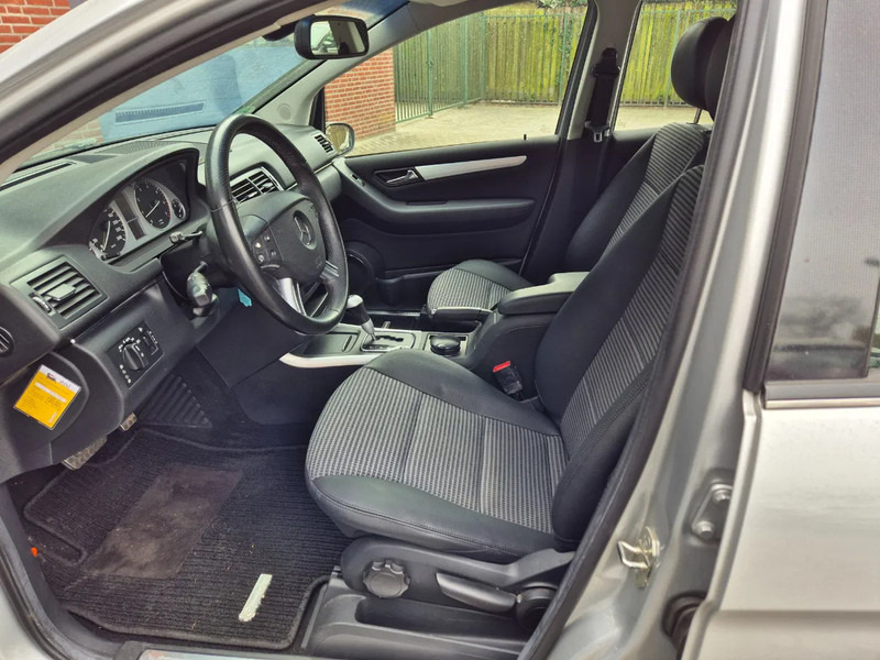 Car Mercedes-Benz B-Klasse 200 Automaat.trekhaak.: picture 7 Car Mercedes-Benz B-Klasse 200 Automaat.trekhaak.: picture 7