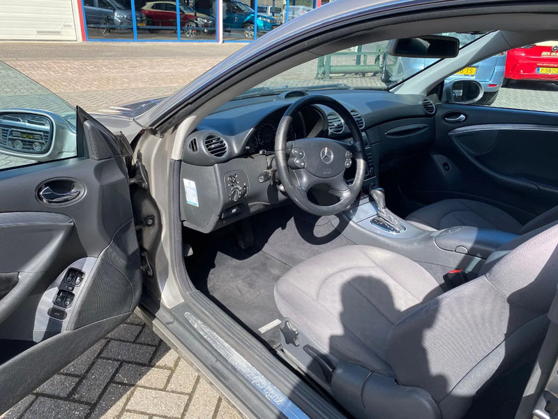 Leasing of Mercedes-Benz CLK-Klasse C 200 KOMP. Autom. Mercedes-Benz CLK-Klasse C 200 KOMP. Autom.: picture 8