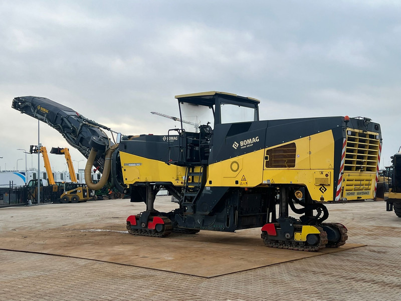 Bomag BM2000/75 Cold Planer - Asphalt machine: picture 2 Bomag BM2000/75 Cold Planer - Asphalt machine: picture 2