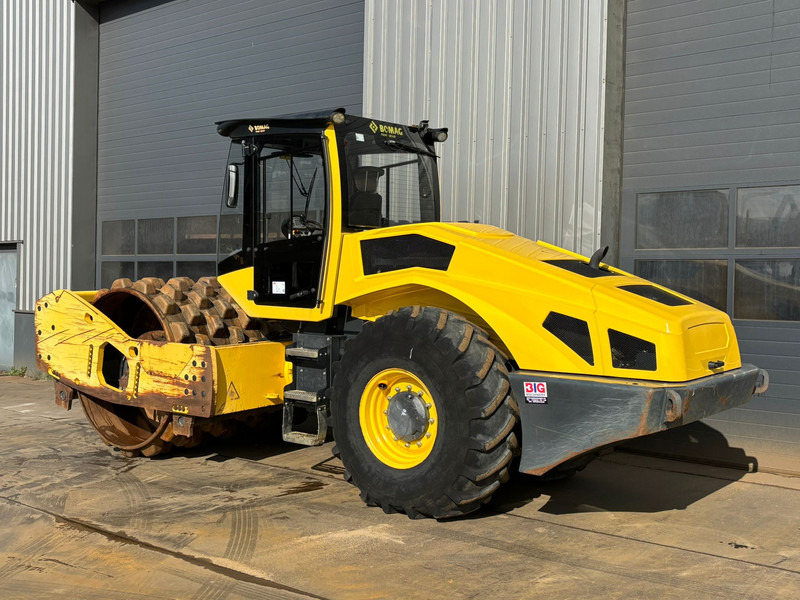 Bomag BW219PDH-5 - Roller: picture 3 Bomag BW219PDH-5 - Roller: picture 3