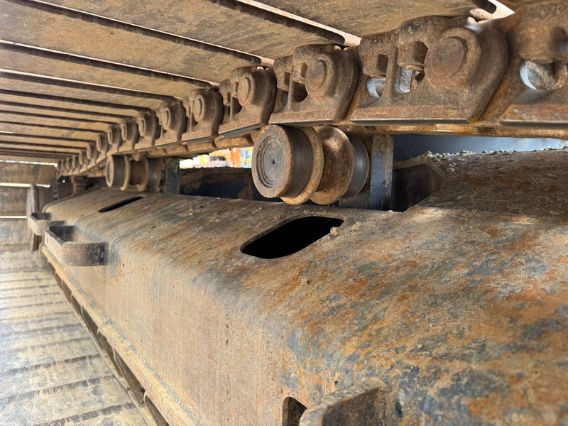 Crawler excavator Caterpillar 323: picture 15