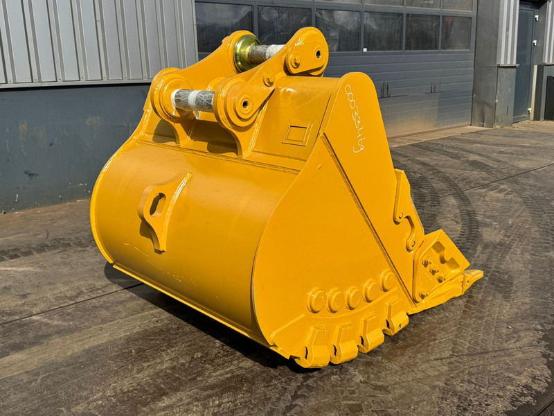 Caterpillar 323D2,324D/E,326D2/F,329D/D2/E,330D2/F - Bucket: picture 5 Caterpillar 323D2,324D/E,326D2/F,329D/D2/E,330D2/F - Bucket: picture 5