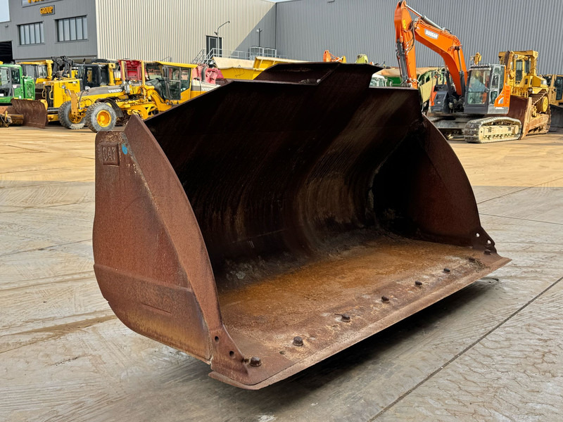 Bucket Caterpillar 966M Bucket 4.4 m3: picture 7