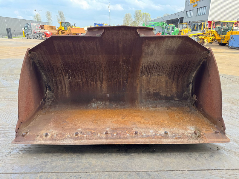 Bucket Caterpillar 966M Bucket 4.4 m3: picture 8